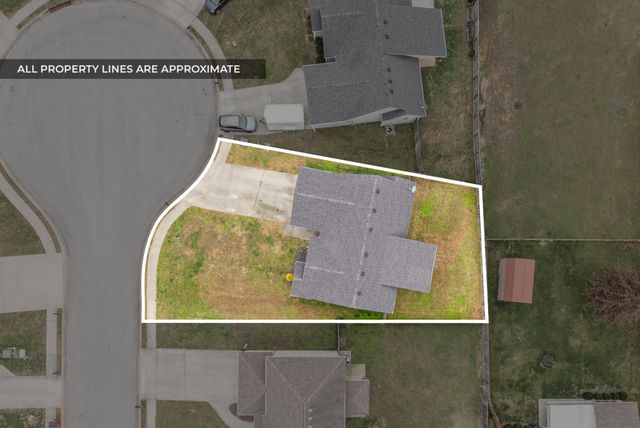 2110 Trophy Trce, Clarksville, TN 37040