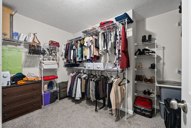 2110 Trophy Trce, Clarksville, TN 37040