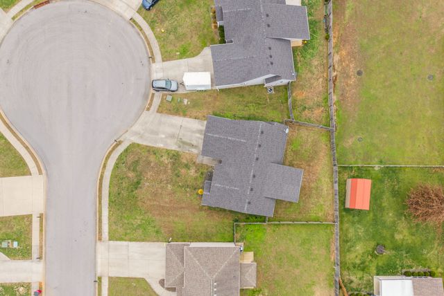 2110 Trophy Trce, Clarksville, TN 37040