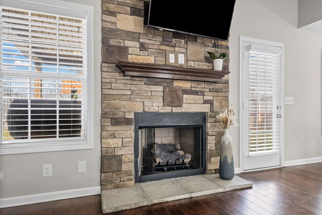 2110 Trophy Trce, Clarksville, TN 37040