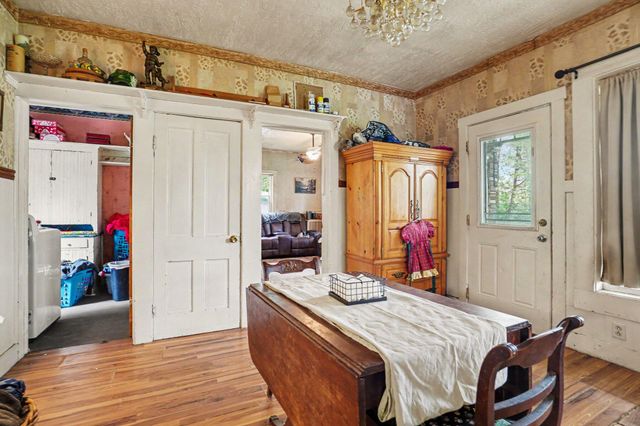 38753 Fisk Lake Road, Waverly Twp, MI 49079