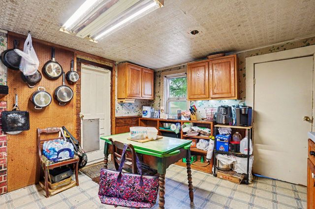 38753 Fisk Lake Road, Waverly Twp, MI 49079