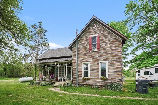 38753 Fisk Lake Road, Waverly Twp, MI 49079