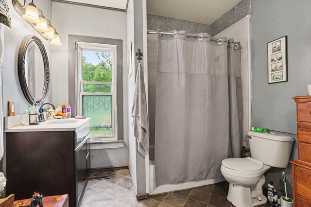 38753 Fisk Lake Road, Waverly Twp, MI 49079