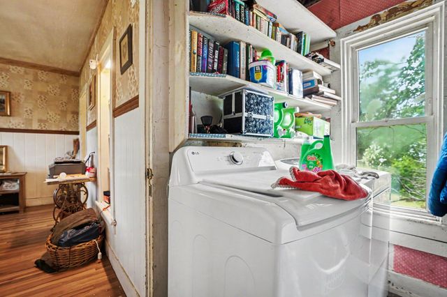 38753 Fisk Lake Road, Waverly Twp, MI 49079