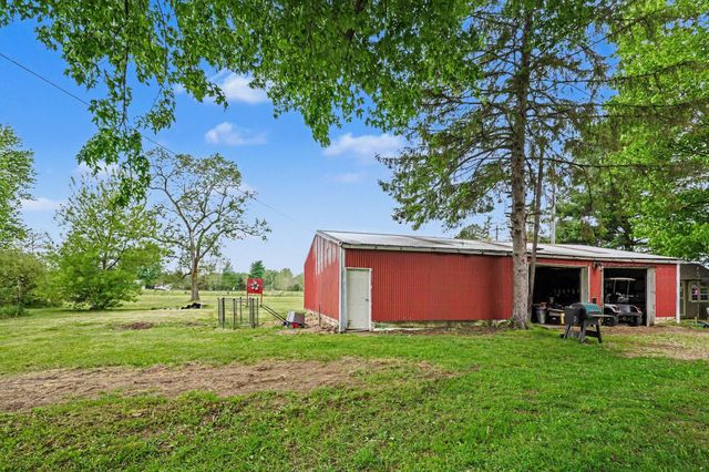 38753 Fisk Lake Road, Waverly Twp, MI 49079