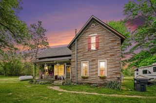 38753 Fisk Lake Road, Waverly Twp, MI 49079