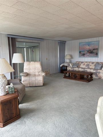 10057 110TH PLACE 243, Largo, FL 33773