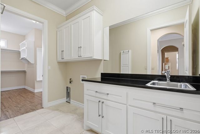 6304 W Utica Street, Broken Arrow, OK 74011