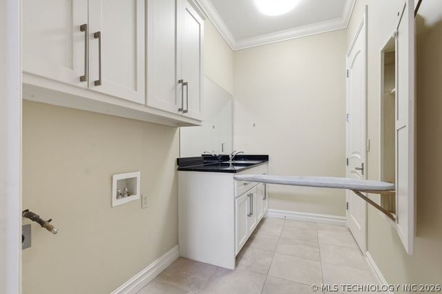 6304 W Utica Street, Broken Arrow, OK 74011