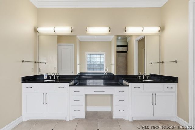 6304 W Utica Street, Broken Arrow, OK 74011