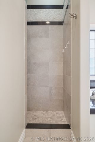 6304 W Utica Street, Broken Arrow, OK 74011