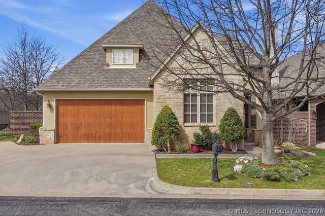 6304 W Utica Street, Broken Arrow, OK 74011