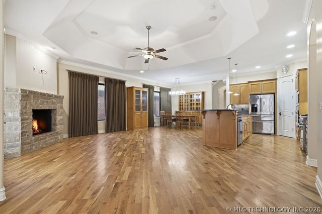 6304 W Utica Street, Broken Arrow, OK 74011