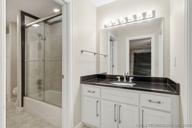 6304 W Utica Street, Broken Arrow, OK 74011