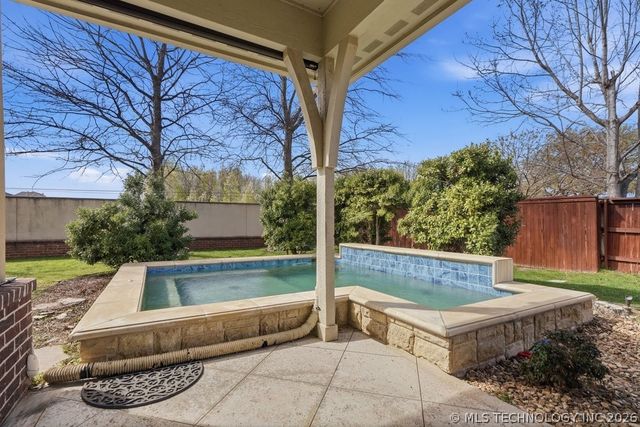 6304 W Utica Street, Broken Arrow, OK 74011