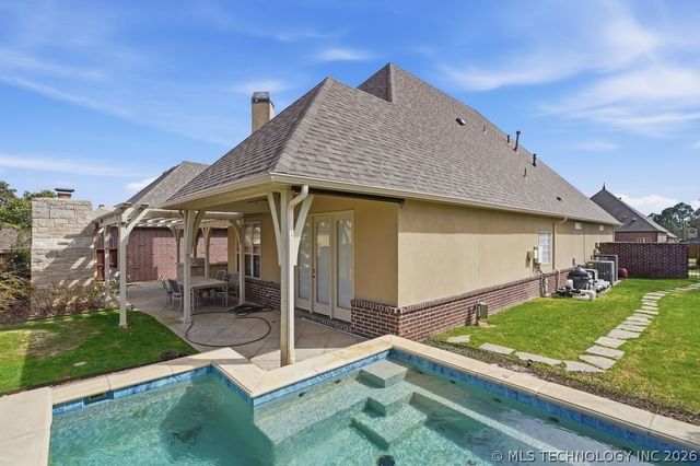 6304 W Utica Street, Broken Arrow, OK 74011