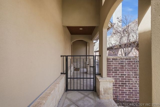 6304 W Utica Street, Broken Arrow, OK 74011