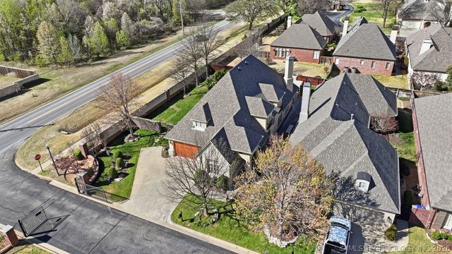 6304 W Utica Street, Broken Arrow, OK 74011