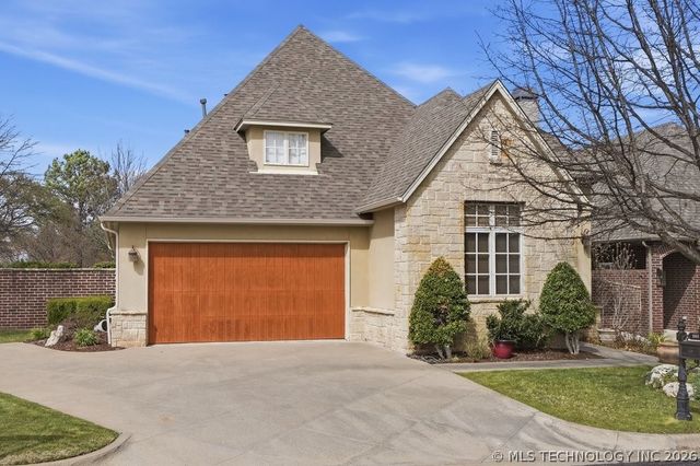 6304 W Utica Street, Broken Arrow, OK 74011