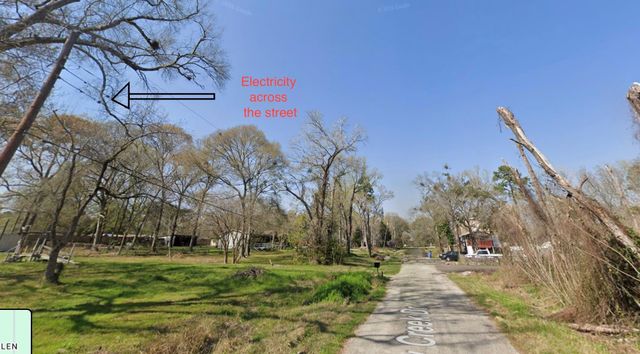 000 Lazy Creek Drive, New Caney, TX 77357