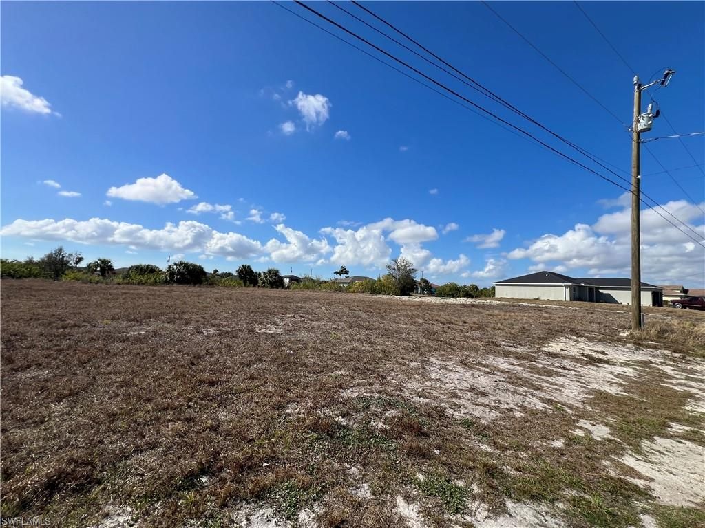 1016 NW 12 AVE, CAPE CORAL, FL 33993 — exterior