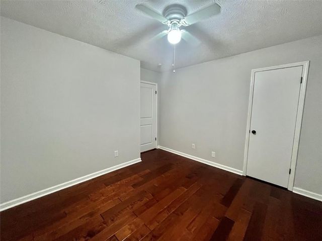 3521 Birchwood Trail, Snellville, GA 30078