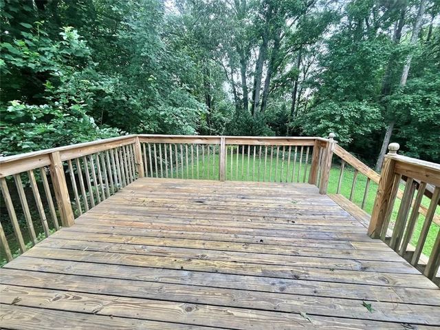 3521 Birchwood Trail, Snellville, GA 30078