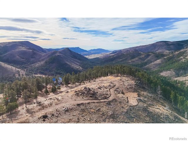 865 Redstone Drive, Bellvue, CO 80512