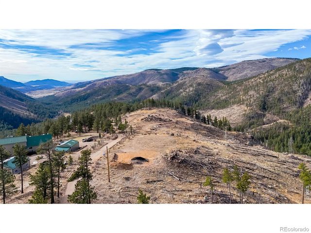 865 Redstone Drive, Bellvue, CO 80512