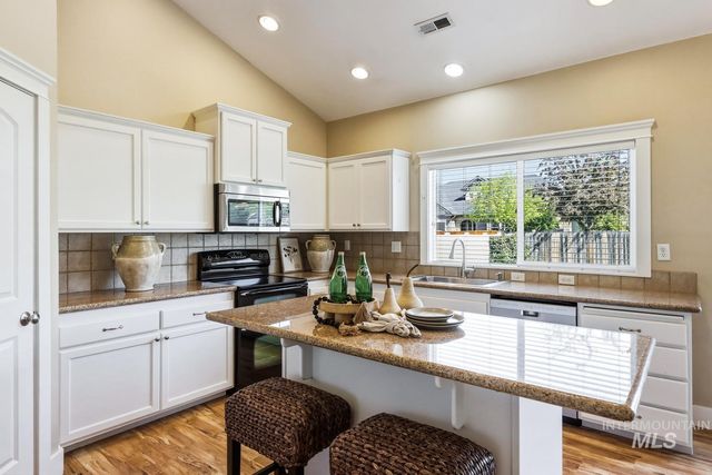 3078 E Shadowview, Eagle, ID 83616