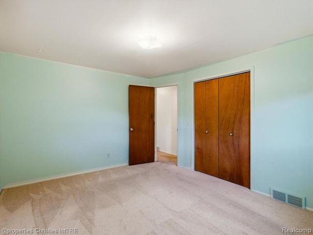 3541 Shenandoah Avenue, Port Huron, MI 48060