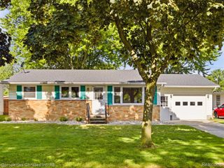 3541 Shenandoah Avenue, Port Huron, MI 48060