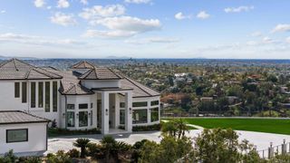 9355 Lavell Street, La Mesa, CA 91941