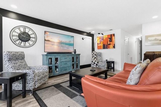 223 RANIER COVE 111, Casselberry, FL 32707