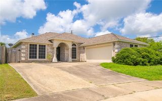 6801 Blue Skyway Dr, Corpus Christi, TX 78414
