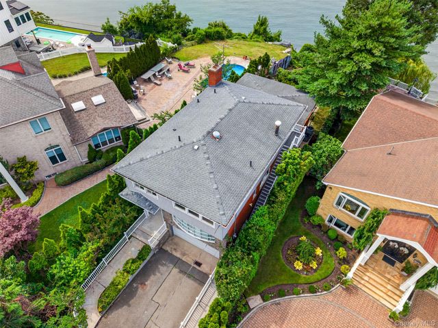149-37 Powells Cove Boulevard, Whitestone, NY 11357