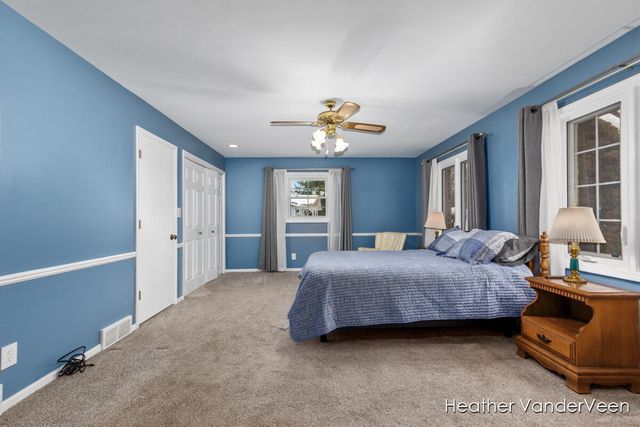 7951 Engelhurst Court, Jenison, MI 49428