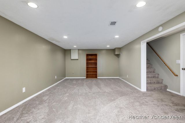 7951 Engelhurst Court, Jenison, MI 49428