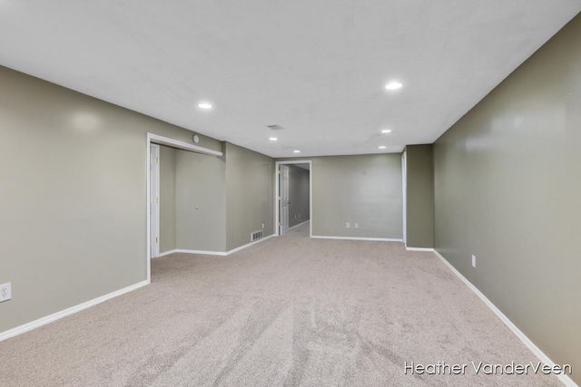 7951 Engelhurst Court, Jenison, MI 49428