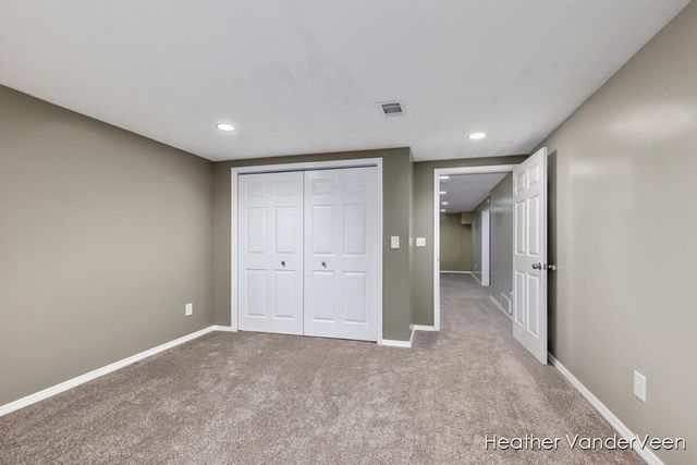 7951 Engelhurst Court, Jenison, MI 49428