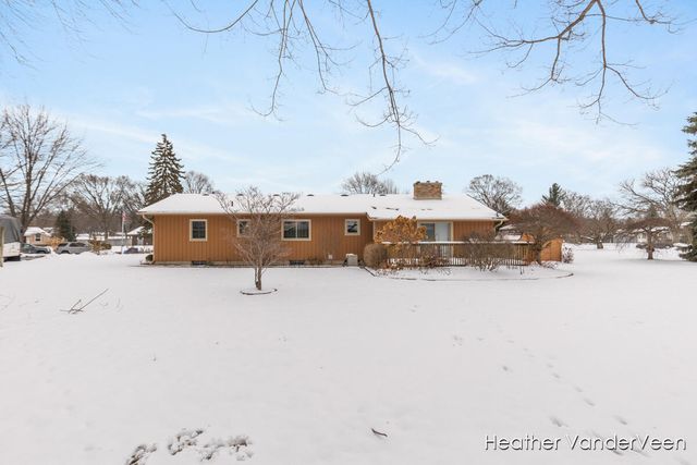 7951 Engelhurst Court, Jenison, MI 49428