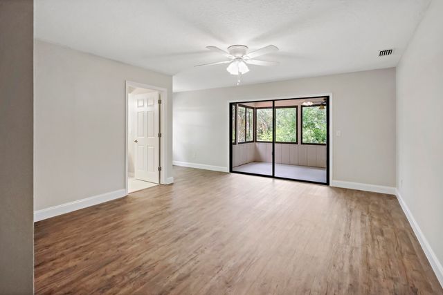 6080 65th Street, Vero Beach, FL 32967