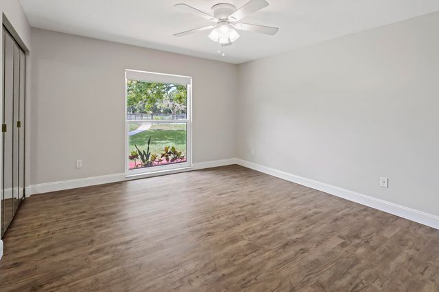 6080 65th Street, Vero Beach, FL 32967