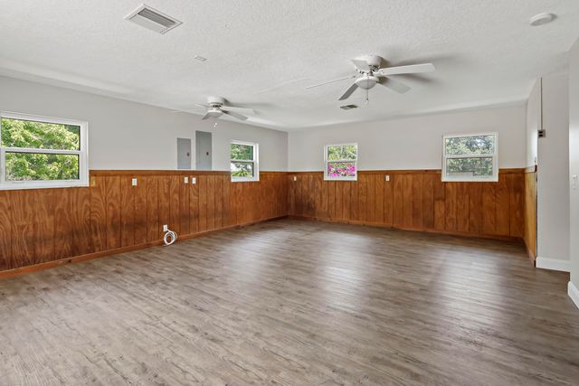 6080 65th Street, Vero Beach, FL 32967