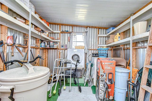 37427 HAMMOND DRIVE, Zephyrhills, FL 33541