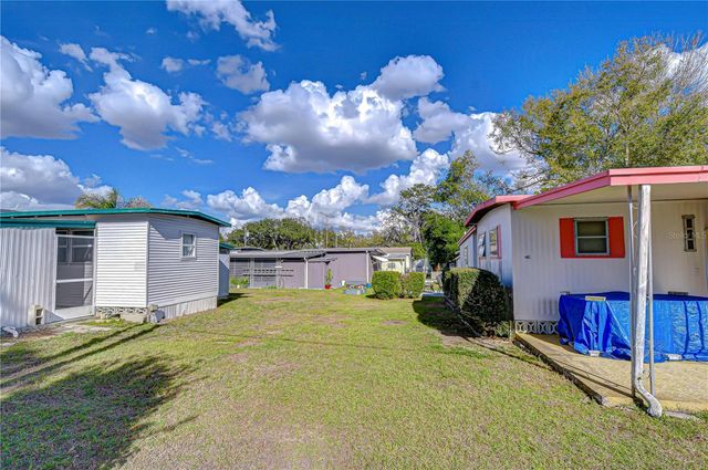 37427 HAMMOND DRIVE, Zephyrhills, FL 33541