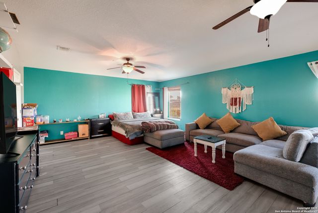 6927 Macaway, San Antonio, TX 78244