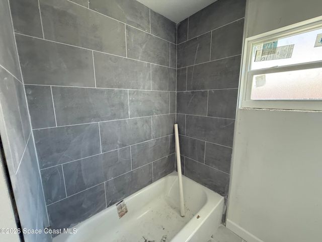 1643 Windsor Avenue SE, Palm Bay, FL 32909