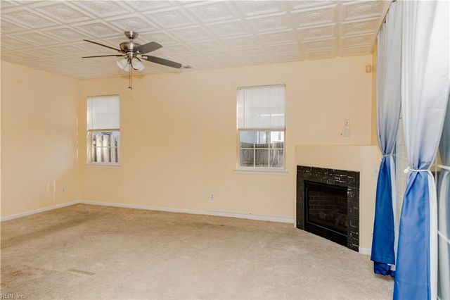 40 Angelia WAY, Hampton, VA 23663